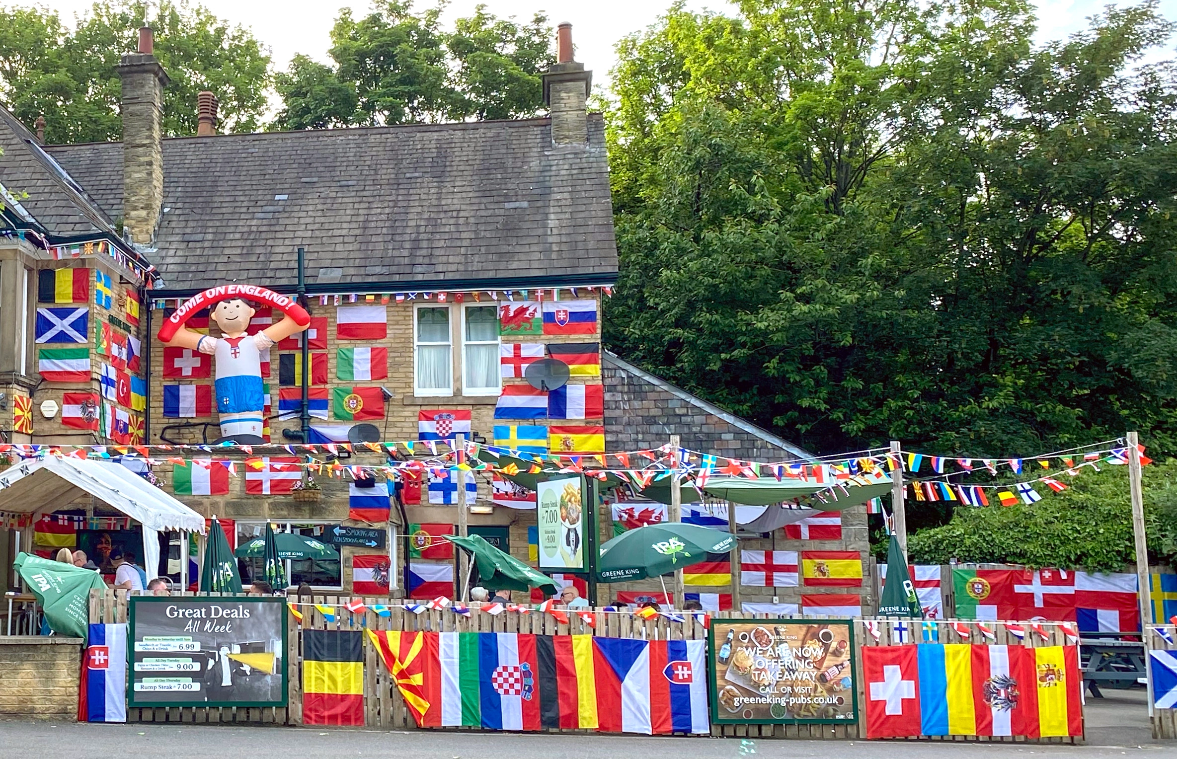 Why Schengen countries change there border rules